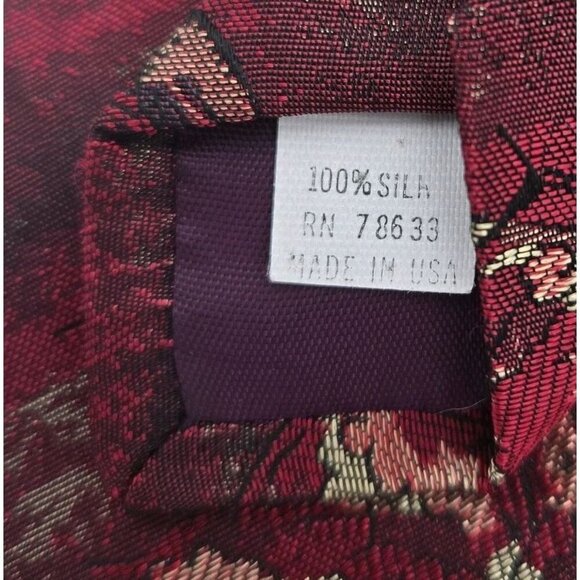 Brase Company Bainbridge Island WA Tie Golfer Vintage Wide Silk Tie Red Gold USA - Picture 6 of 6